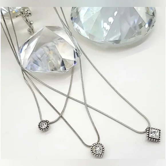 💎 RARE BRIGHTON VINTAGE Silver 3-Tier Pendant Necklace! - Picture 3 of 9